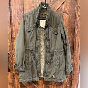 Abercrombie and fitch Womens green VTG military parka jacket EUC size‎ small